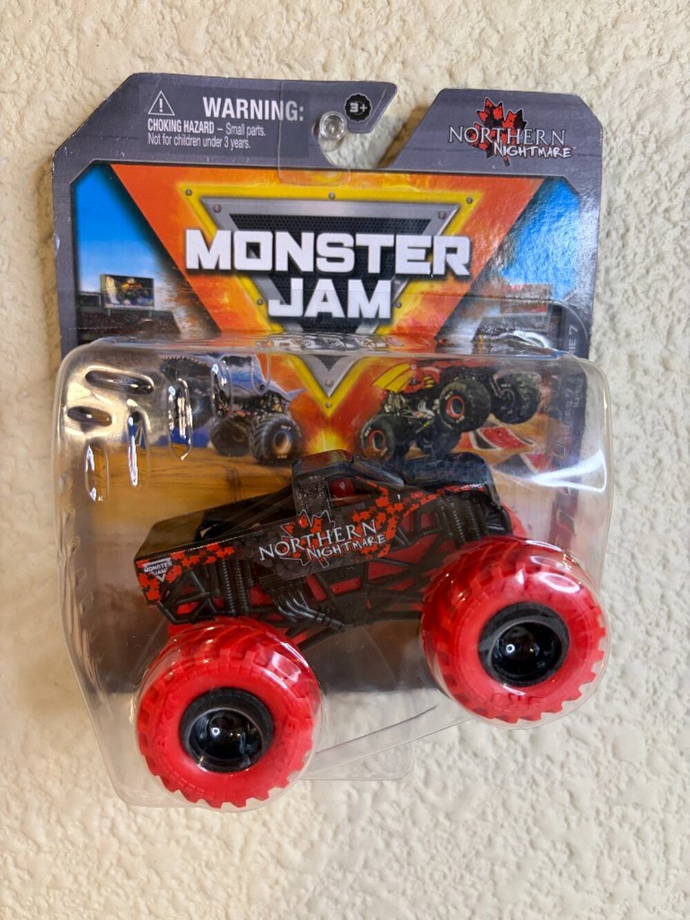 Monster Jam Northern Nightmare Series 7 1:64 True Metal Monster Truck NWT